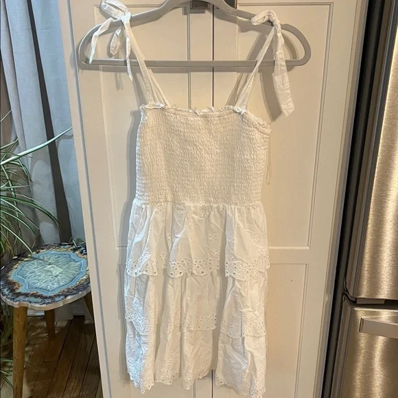 American eagle white eyelet smocked tiered dress with ties sz s - Picture 3 of 6